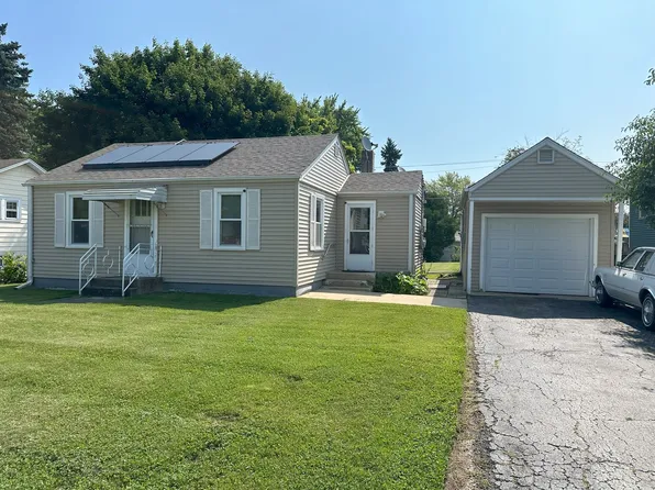 609 N Frolic Ave, Waukegan, IL 60085