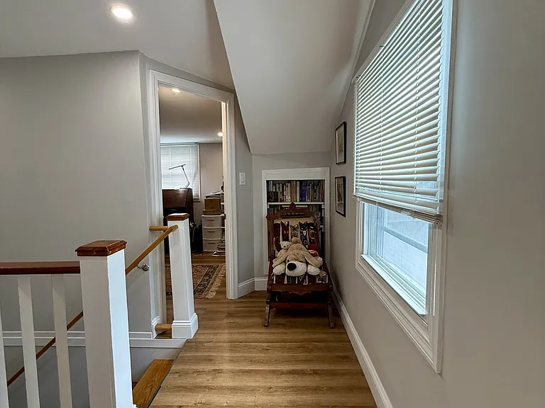 74 Seminole Ave — Photo 21