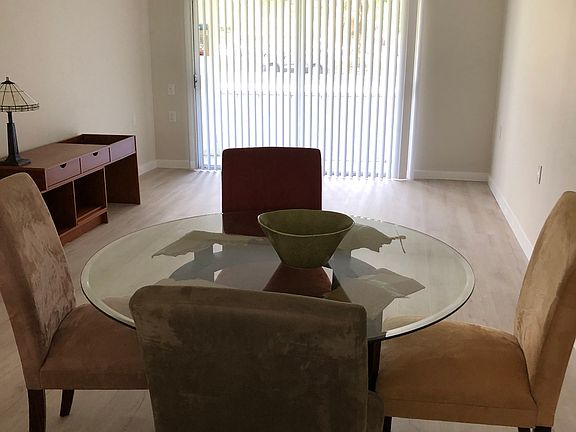 4th image of 2614 Nassau Bnd APT D1