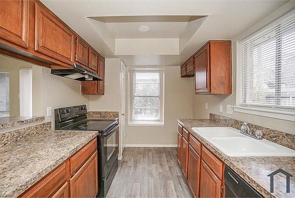 1st image of 15607 Cabot Creek Cir