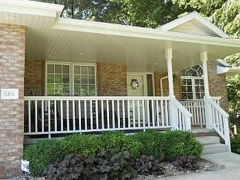 5th image of 1305 Robinwood Dr