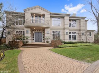 1550 Hawthorne Ln, Highland Park, IL