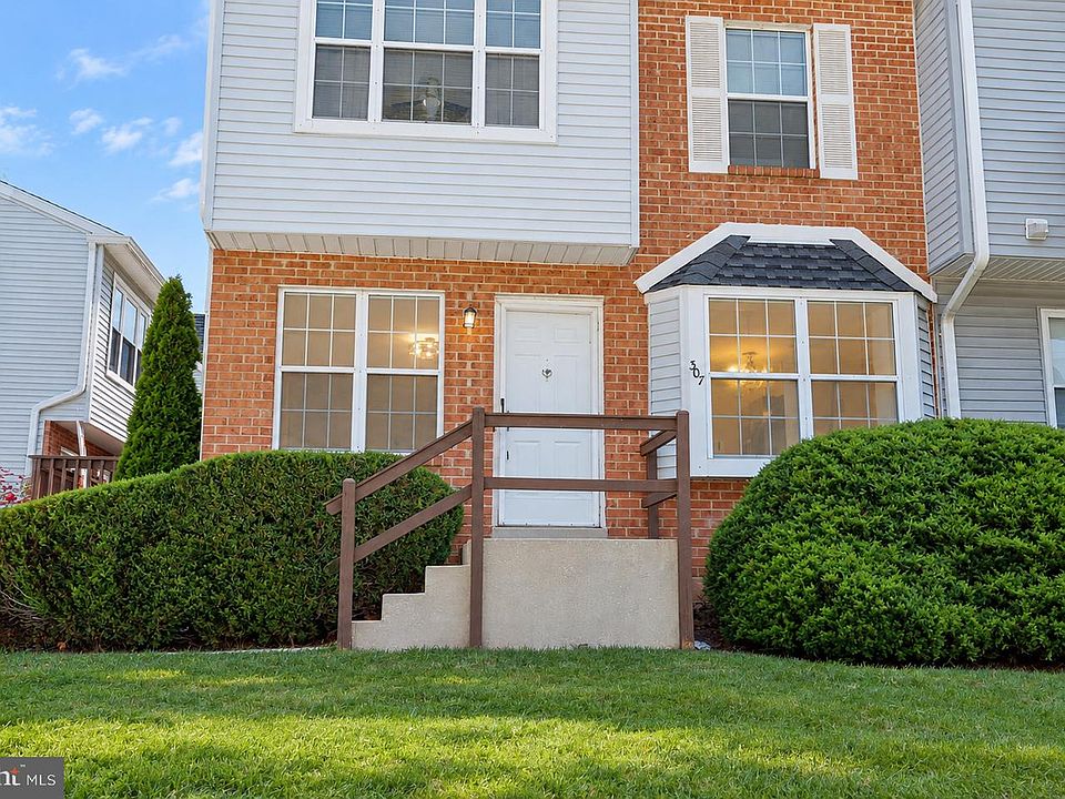 1st image of 307 Wendover Dr