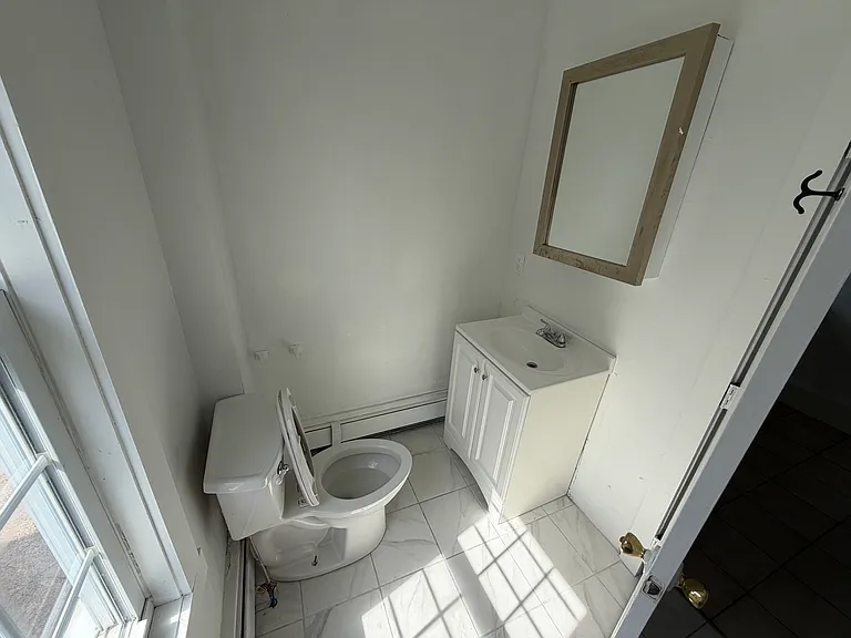 51 Cleveland St #2 — Photo 10