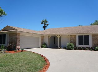422 San Saba Dr, Portland, TX 78374