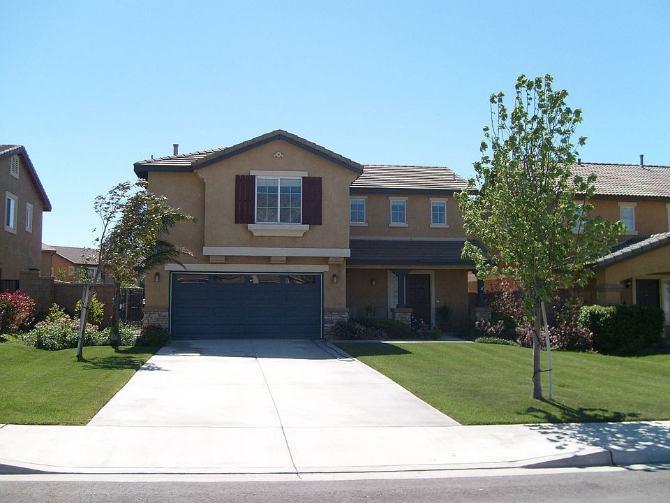 5823 Reagan Dr