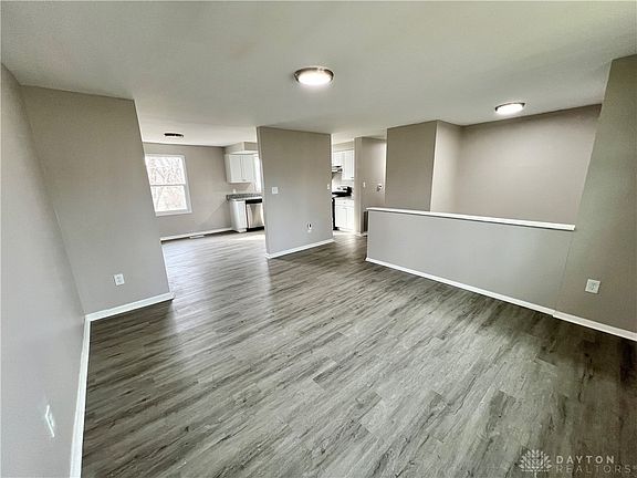 3rd image of 693 Hile Ln