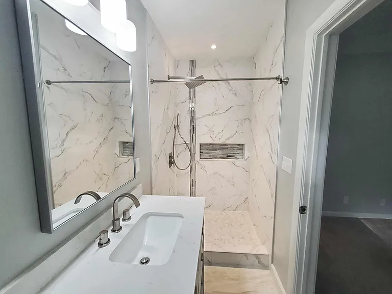 Ensuite bathroom