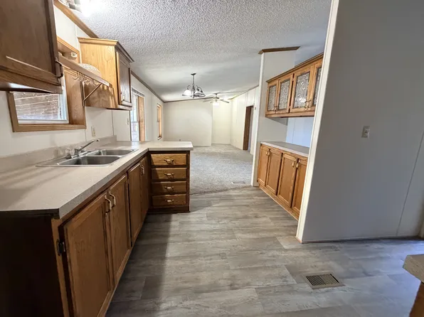 224 Scarlet Oak Dr #277, Coopersville, MI 49404