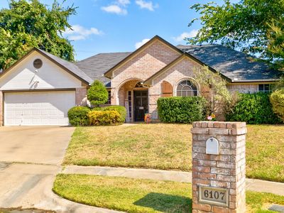 6107 Castle Creek Rd, Arlington, TX, 76017