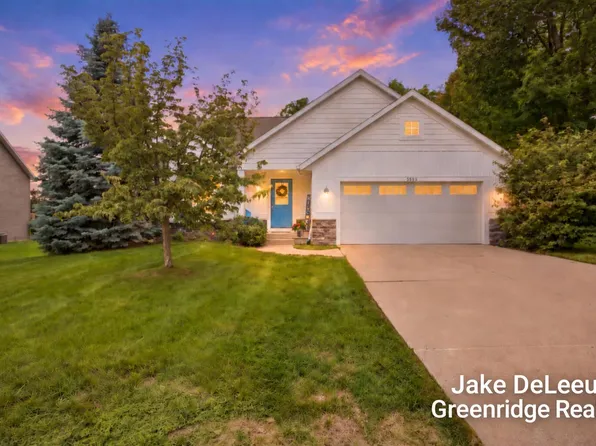 5393 Rischow Dr SW, Wyoming, MI 49509