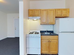 West Penn Suites, Philadelphia, PA 19143