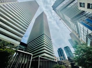 50 Charles St E #3305, Toronto, ON M4Y 0C3