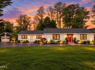 689 N Main St, Sheffield, MA 01257