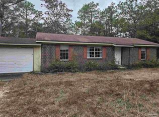 67 Chestnut St, Defuniak Springs, FL 32435