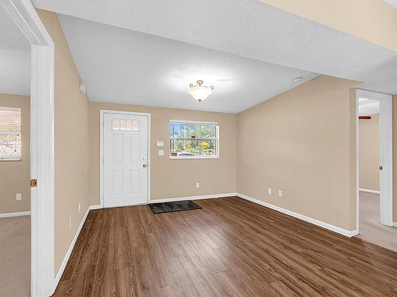 5th image of 115 Mercury St
