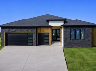 4115 E Vintage Point Dr, Springfield, MO 65809