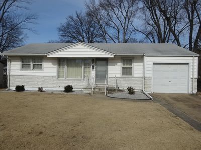 205 St Regis, Florissant, MO, 63031