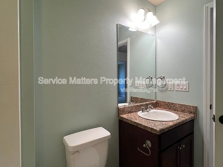 4496 Fiske St — Photo 30