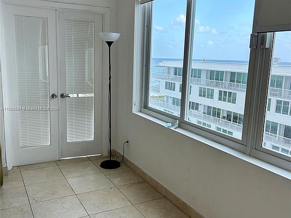 4th image of 5401 Collins Ave #5555