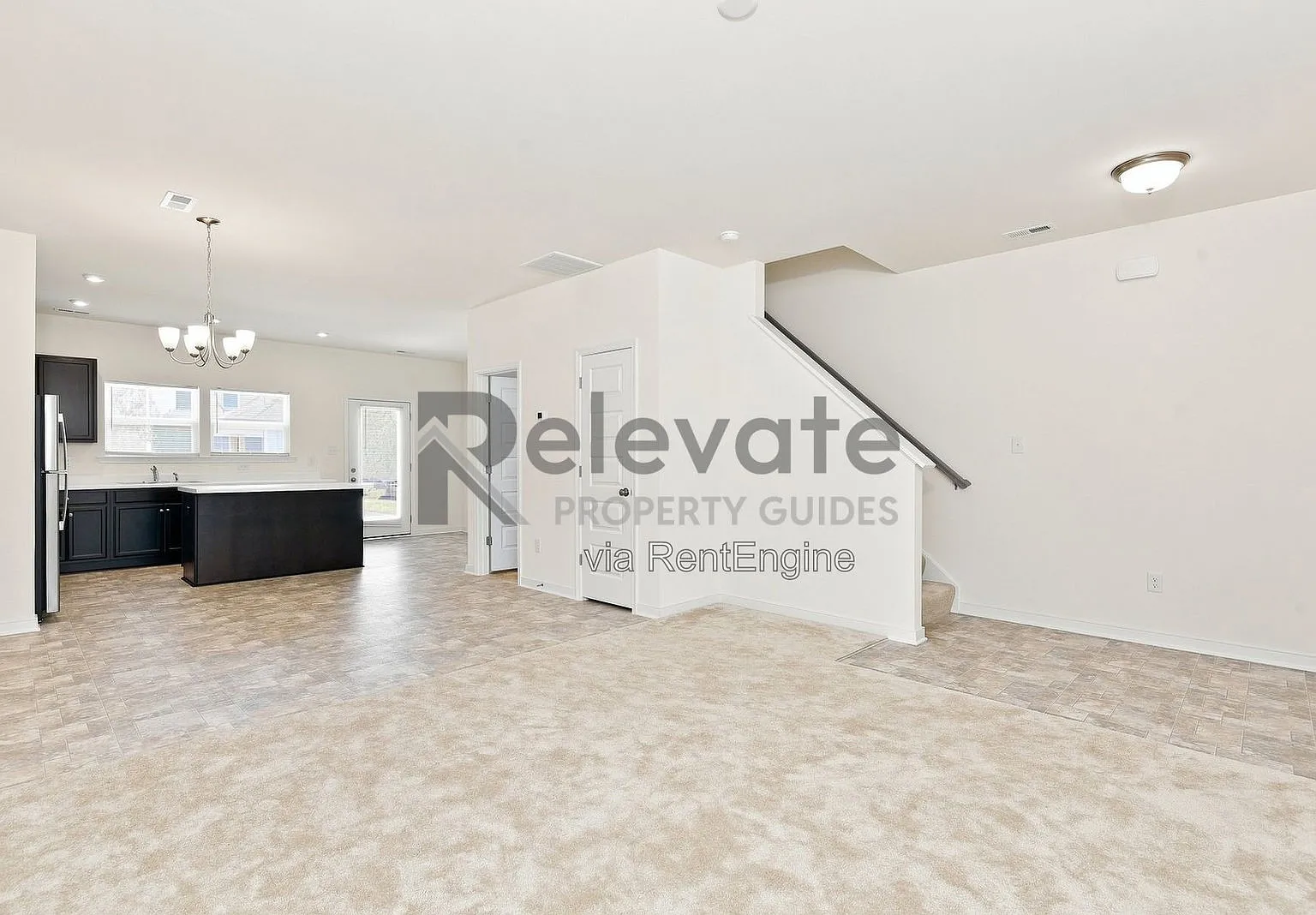 3 bed, 3.0 bath, 1336 sqft, $2,395 — Photo 4