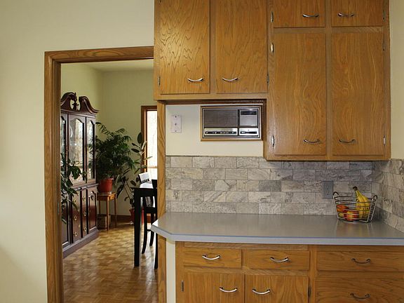 5th image of 5038 Skycrest Dr
