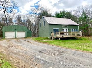 17 Park Place Ln, Chelsea, ME 04330