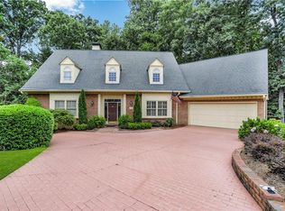 11 Downshire Cir, Decatur, GA 30033