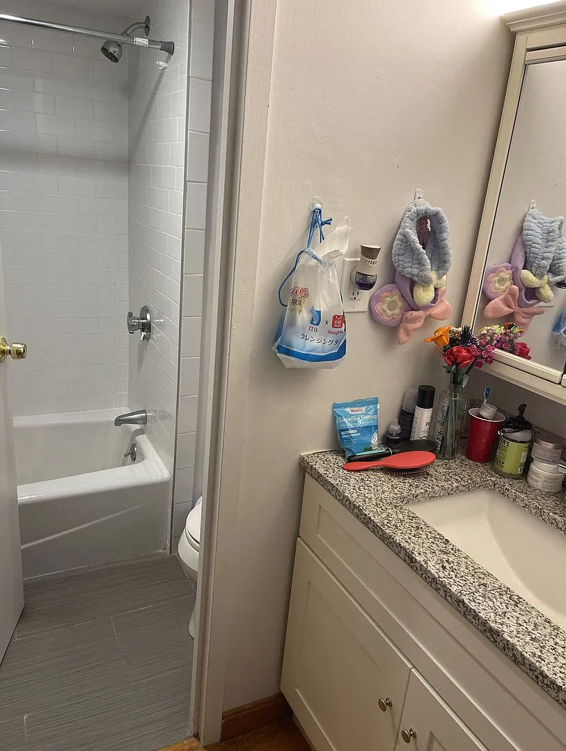 * All Utilities Included * Studio * Allston-Fenway — Photo 3
