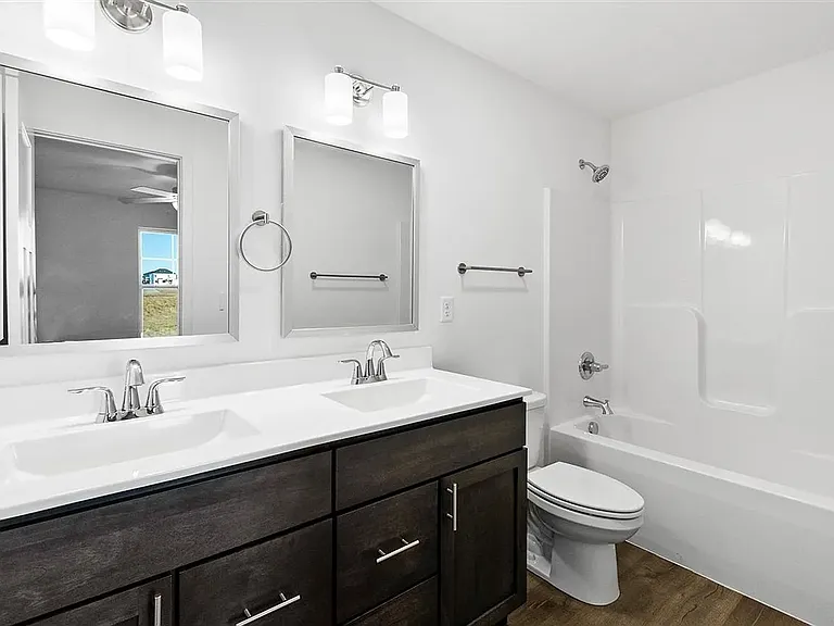 622 Catherine Dr #622 — Photo 13