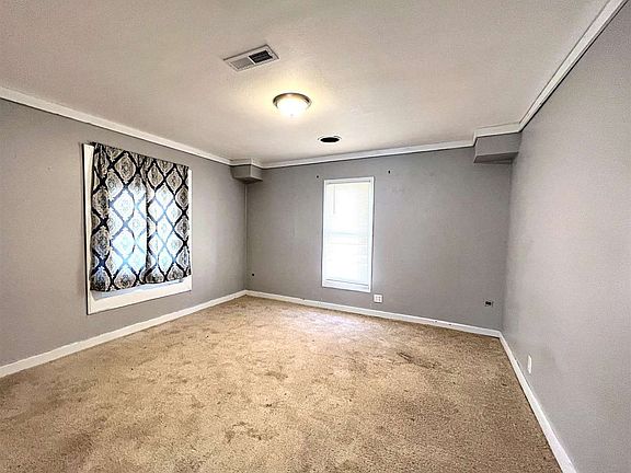 2nd image of 310 E College Ave