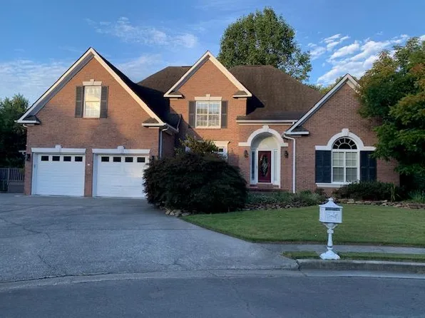 1004 Wimbledon Dr, Dalton, GA 30720