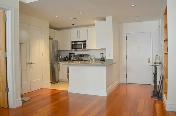 Rented by Citi Habitats | media 36