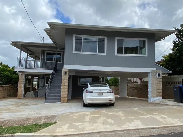 1032 Maluna St #B, Honolulu, HI 96818