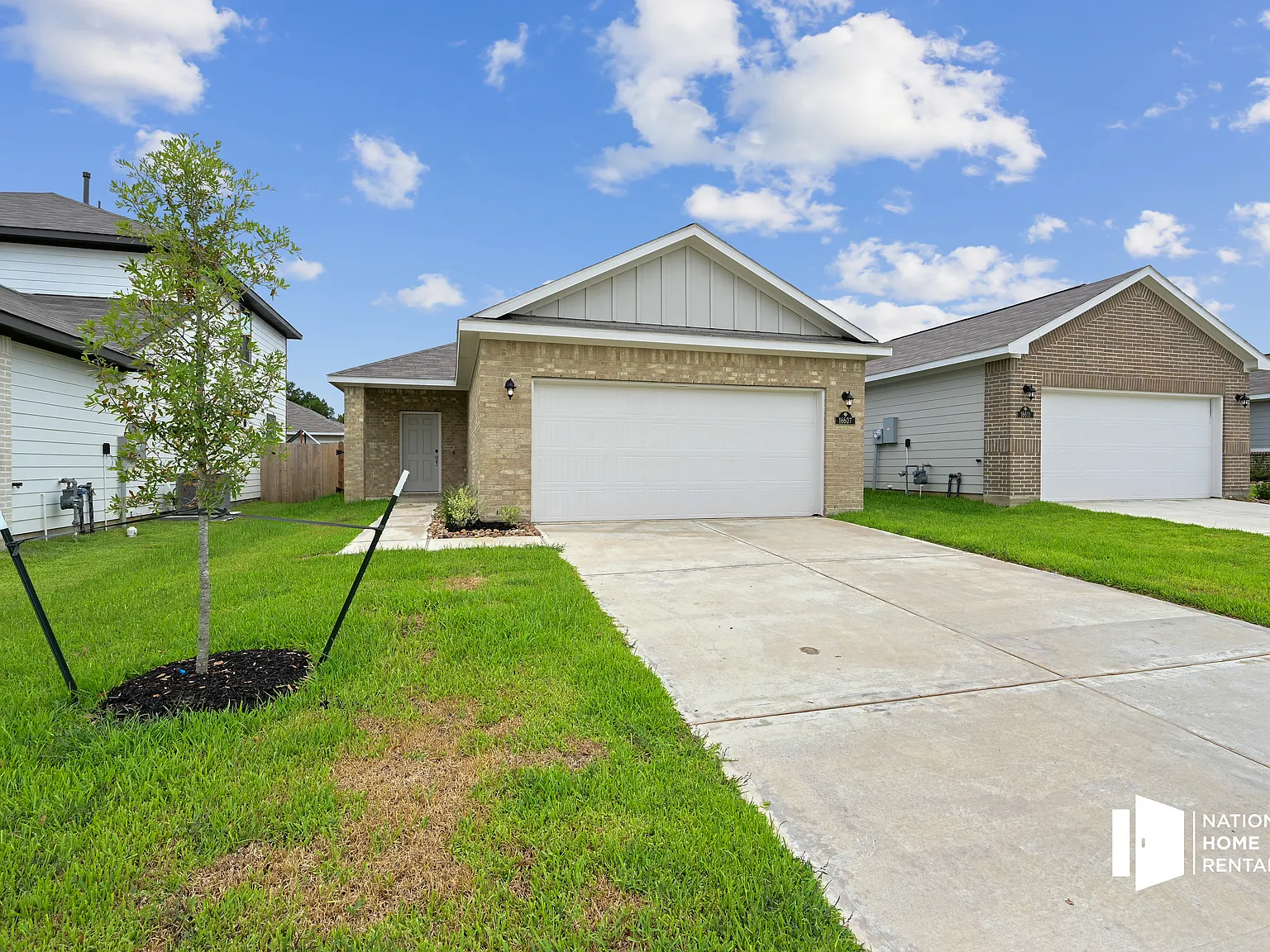 3 bed, 1349 sqft, $1,595 — Photo 1