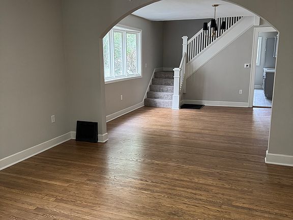 2nd image of 3822 N Park Ave