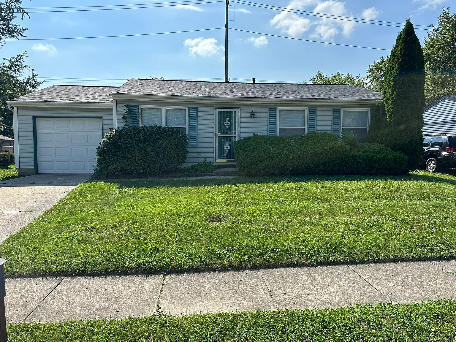 618 N Bremerton Dr photo 1