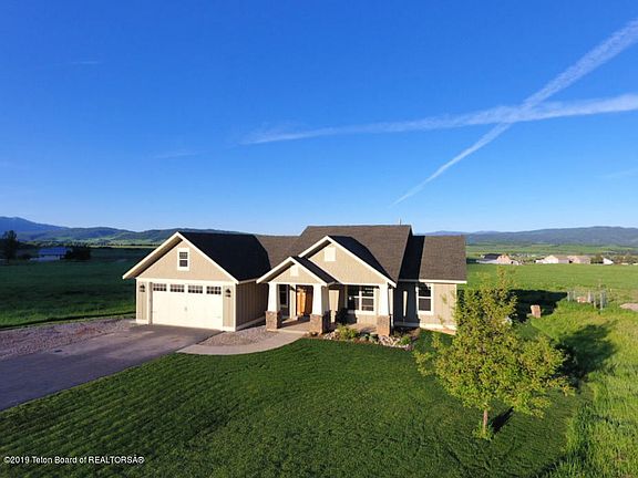 4th image of 271 Serenity Ln