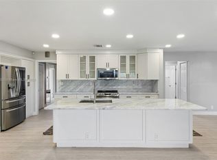 823 NW 84th Dr, Coral Springs, FL 33071