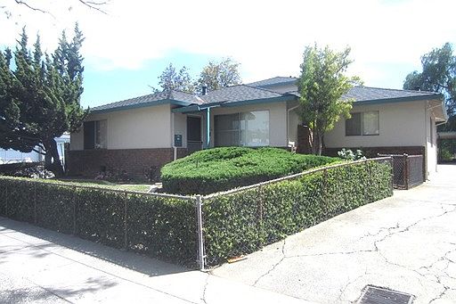 1st image of 2220 Shamrock Dr APT 2