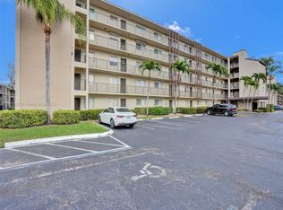 7740 NW 50th St APT 102, Lauderhill, FL 33351