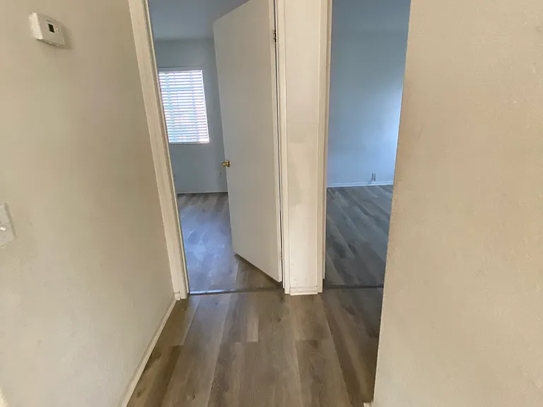 14243 Palm Ct — Photo 3