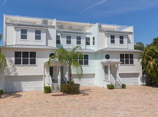 326 Venetian Dr, Clearwater, FL 33755