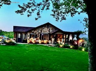 265-267 Walker Road, Chadwick, MO 65629