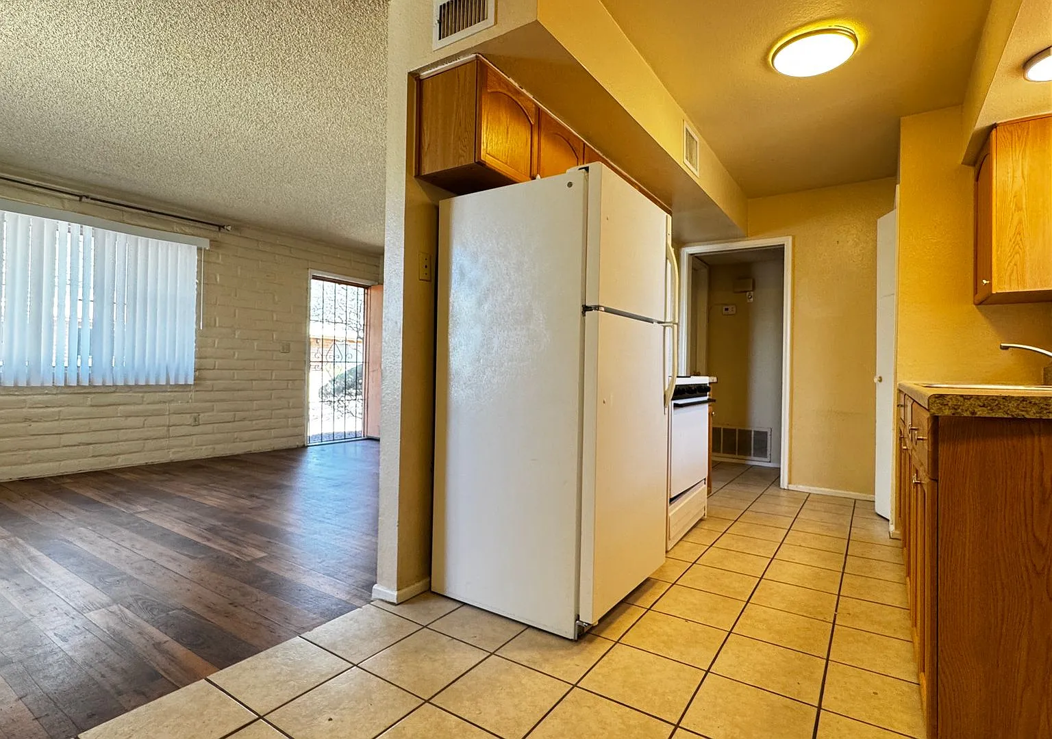 MonteVista3409-3429 — Photo 4