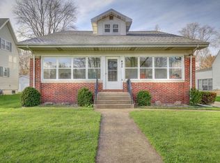 425 E Belle Ave, Rantoul, IL 61866