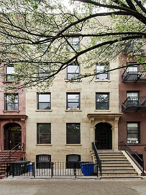 Rented by Sotheby's International Realty | media 21