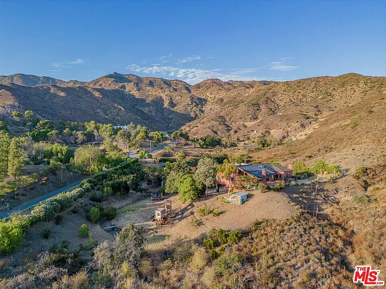 34136 Mulholland Hwy — Photo 5