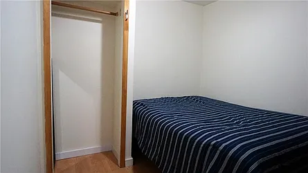 Rented by R New York