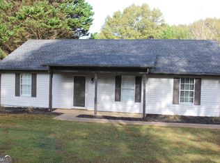 1177 Cornish Mountain Rd, Porterdale, GA 30014